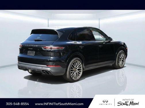 2022 Porsche Cayenne Platinum Edition