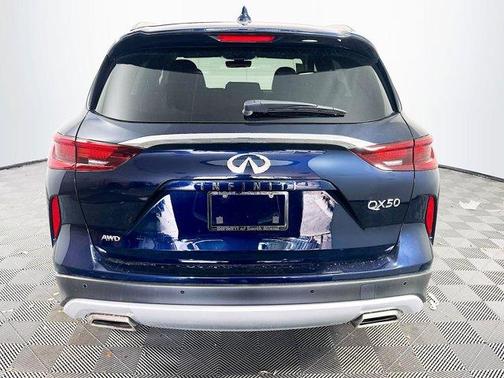 2025 INFINITI QX50 Luxe