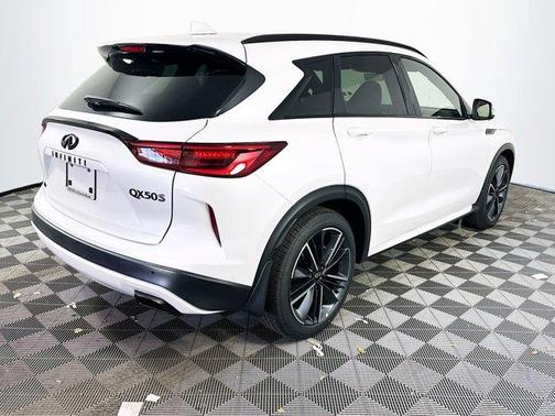2025 INFINITI QX50 SPORT