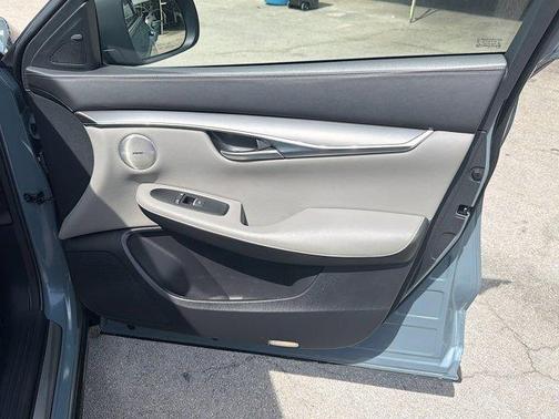 Grand Blue 2027 INFINITI QX60 Luxe