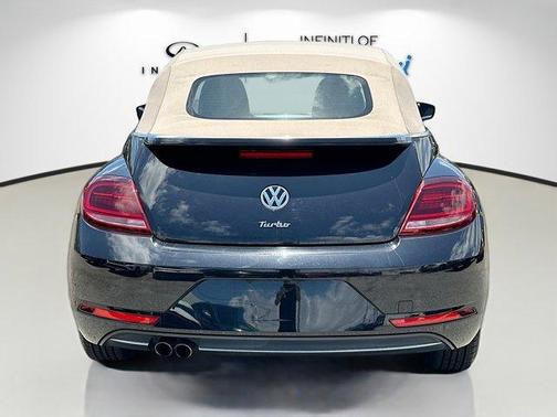 2018 Volkswagen Beetle 2.0T Coast