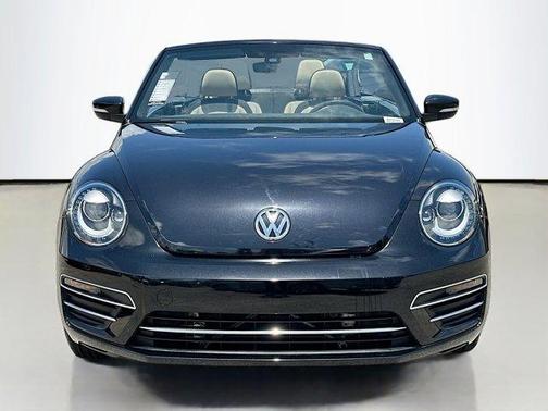 2018 Volkswagen Beetle 2.0T Coast