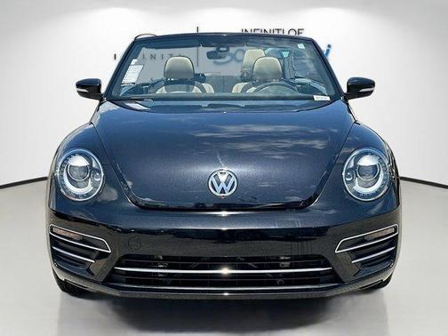 2018 Volkswagen Beetle 2.0T Coast