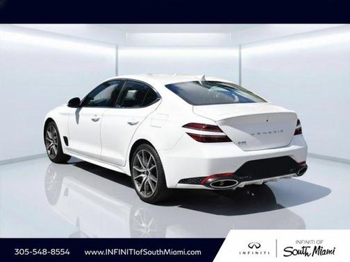 Uyuni White 2026 Genesis G70 2.5T