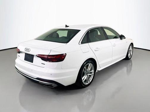 2023 Audi A4 45 S line Premium Plus