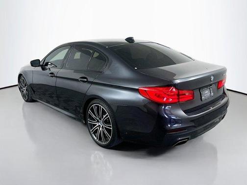 2019 BMW 540 i