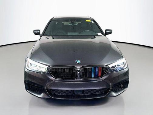 2019 BMW 540 i
