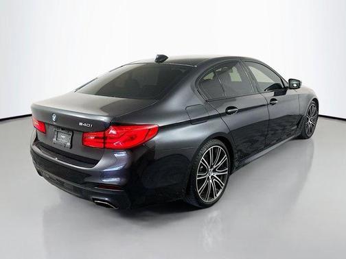 2019 BMW 540 i