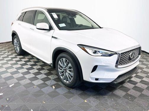 2025 INFINITI QX50 Luxe