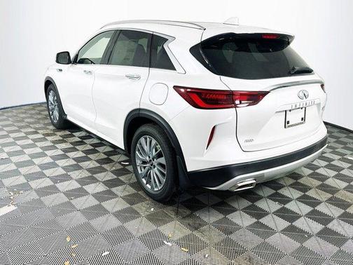 2025 INFINITI QX50 Luxe