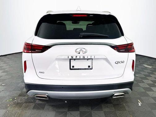 2025 INFINITI QX50 Luxe