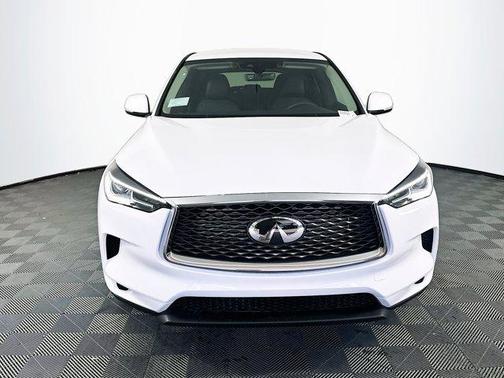 2025 INFINITI QX50 Pure