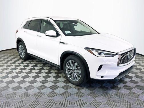 2025 INFINITI QX50 Pure