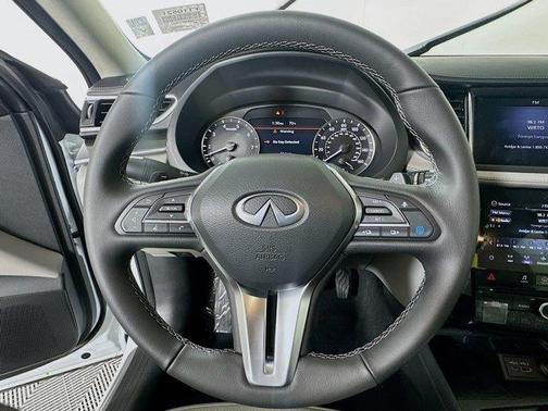 2025 INFINITI QX50 Luxe
