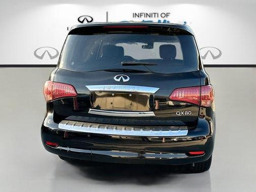 2016 INFINITI QX80 Base