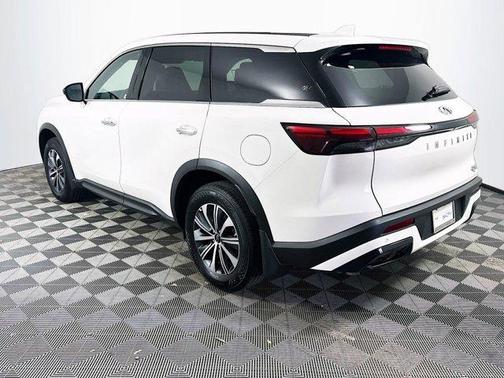 2025 INFINITI QX60 Pure