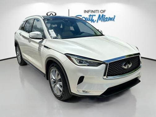 2022 INFINITI QX50 LUXE