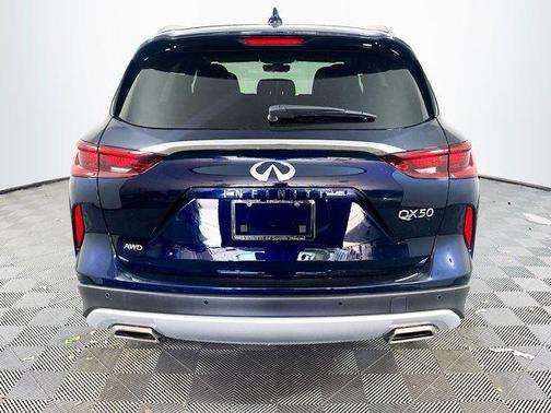 2025 INFINITI QX50 Luxe