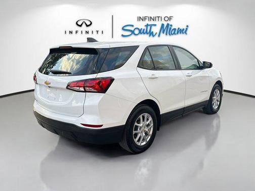 2022 Chevrolet Equinox LS