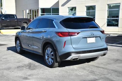 2022 INFINITI QX50 Luxe