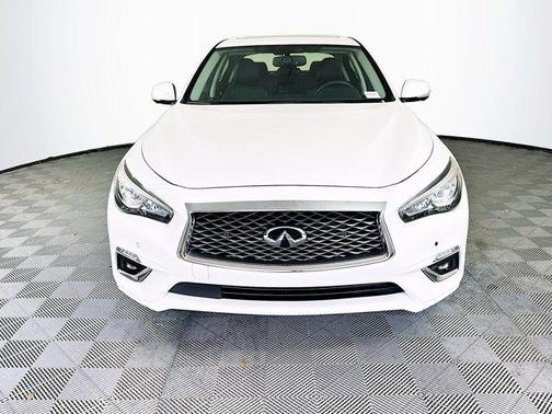 2022 INFINITI Q50 LUXE