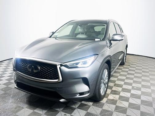 2023 INFINITI QX50 LUXE
