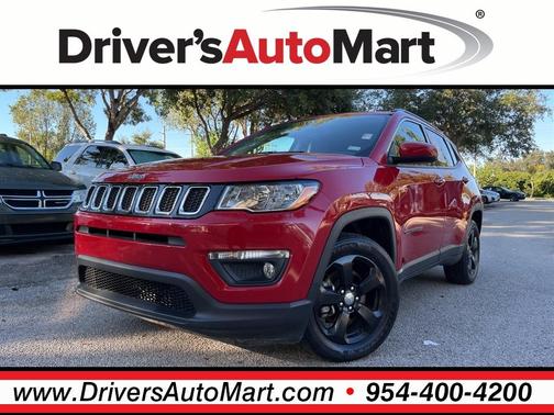Photo 1 of 32 of 2018 Jeep Compass Latitude
