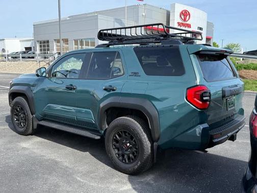 Everest 2025 Toyota 4Runner TRD Off Road Premium