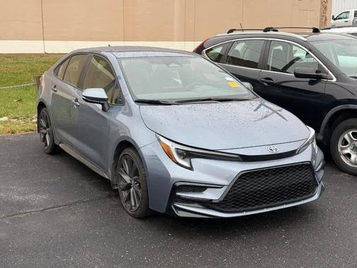 2024 Toyota Corolla Hybrid SE