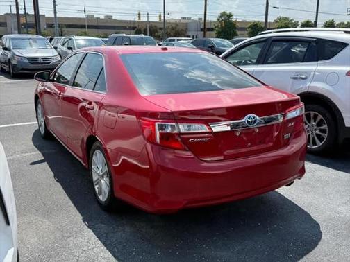 2014 Toyota Camry Hybrid XLE