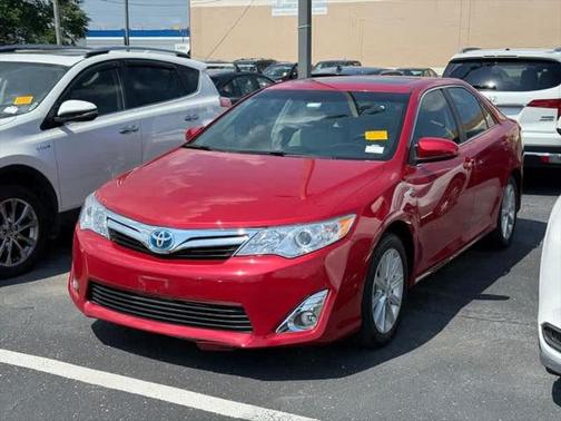 2014 Toyota Camry Hybrid XLE