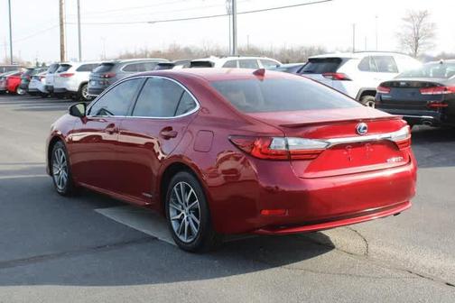 2017 Lexus ES 300h Base