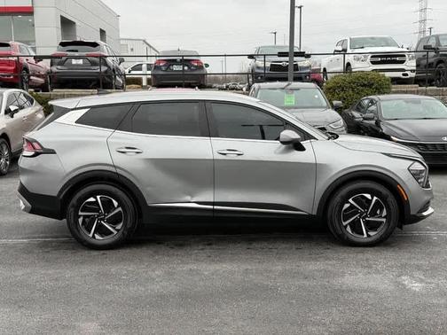 2024 Kia Sportage Hybrid LX