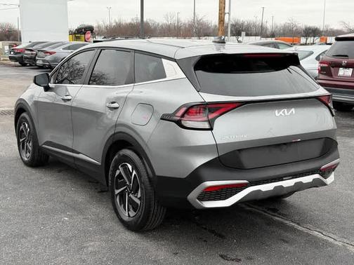 2024 Kia Sportage Hybrid LX