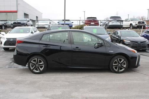 2022 Toyota Prius XLE