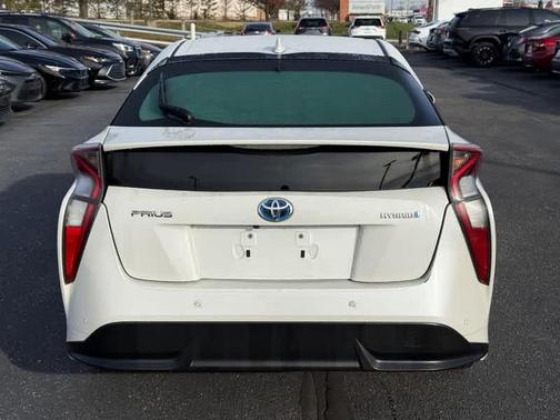 2017 Toyota Prius Three Touring