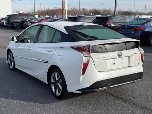 2017 Toyota Prius Three Touring