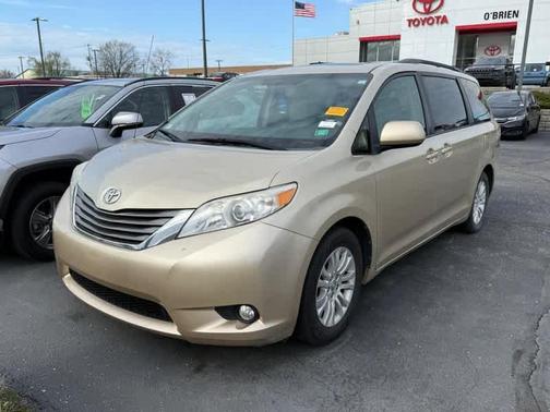 2014 Toyota Sienna XLE