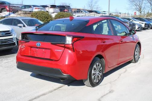 2019 Toyota Prius LE