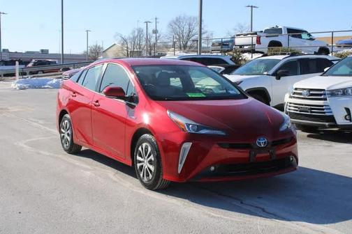 2019 Toyota Prius LE