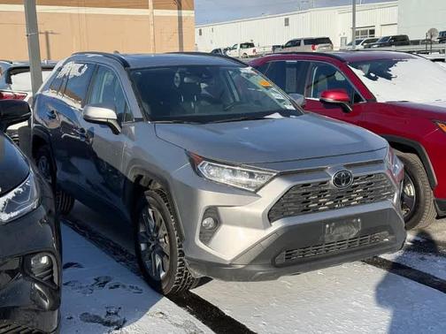 2019 Toyota RAV4 XLE Premium