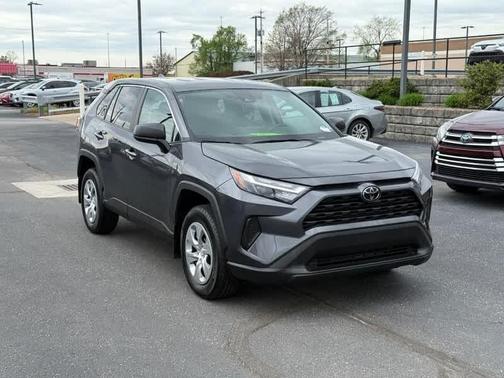 2023 Toyota RAV4 LE