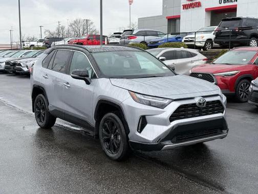 2025 Toyota RAV4 Hybrid SE