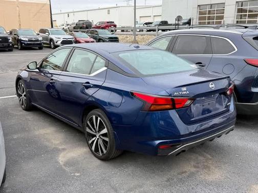 2021 Nissan Altima 2.5 SR