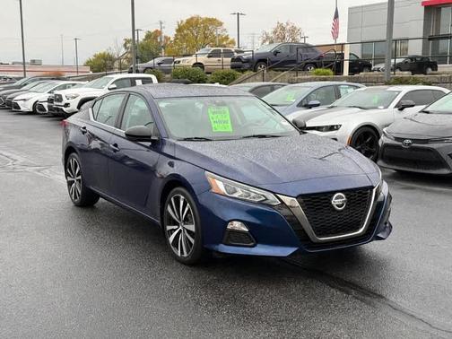 2021 Nissan Altima 2.5 SR
