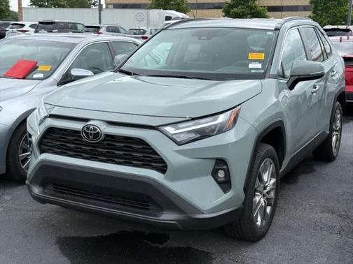 2022 Toyota RAV4 XLE Premium