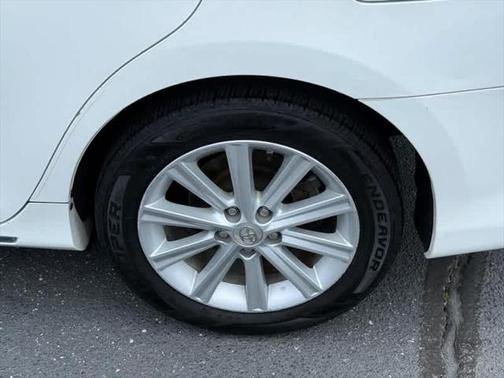 2012 Toyota Camry Hybrid XLE