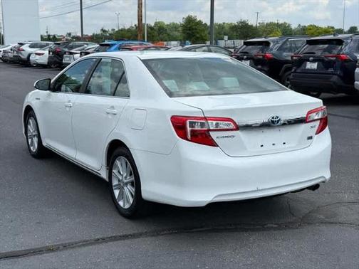 2012 Toyota Camry Hybrid XLE