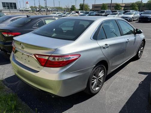 2016 Toyota Camry SE