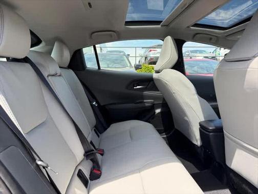 2025 Toyota Prius Limited
